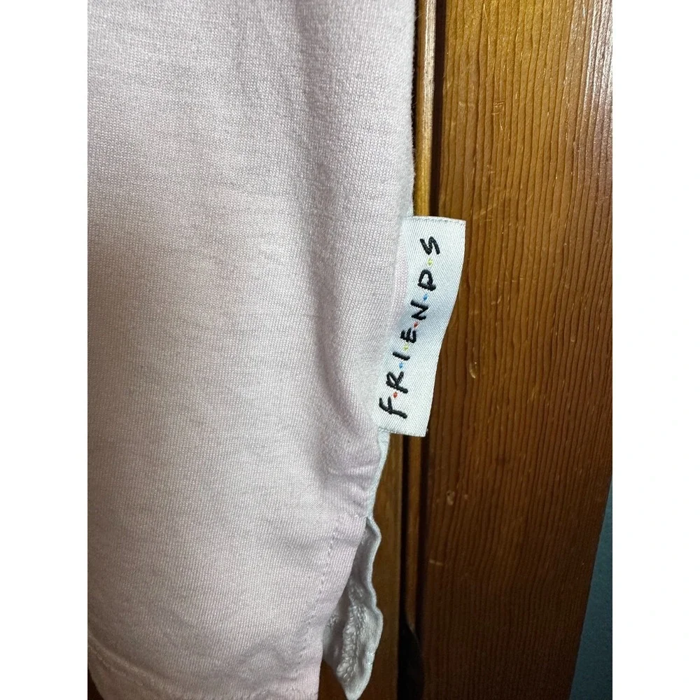 FRIENDS TV Show Graphic Pink and‎ White Sleepshirt Nightgown Women's Size XL